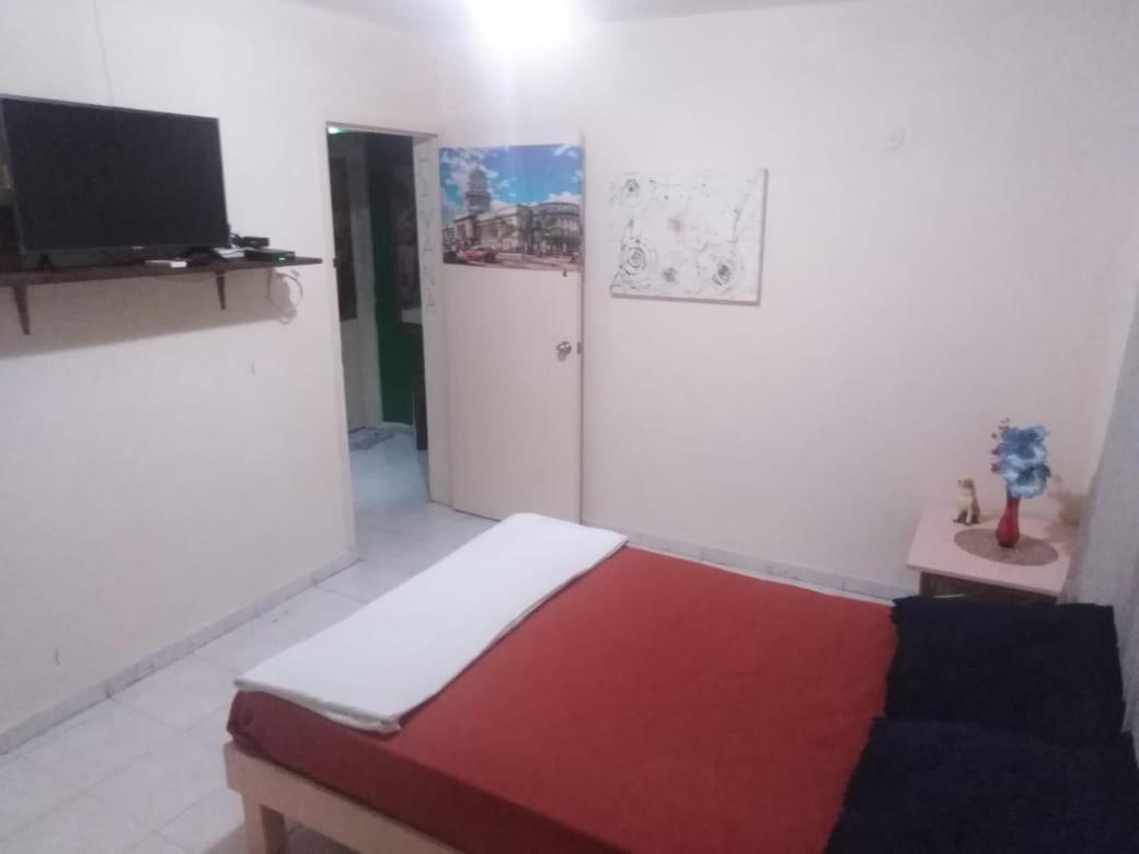 Hostal Hotel Ado Cancún Esterno foto